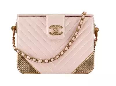 猎新日更｜FENDI、Chloe、Chanel早秋最新包！“包”治百病！