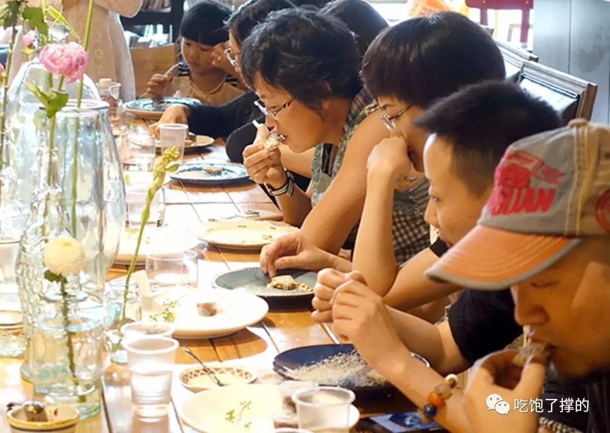 味道充满口腔,味道在舌尖绽放的句子