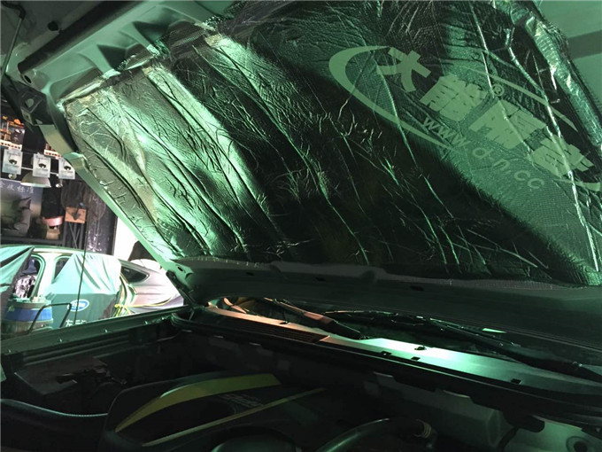 吉普指南者四门隔音,汉子也有柔情