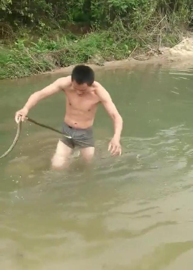 看了半天才看懂啥意思,看了半天才看出重点