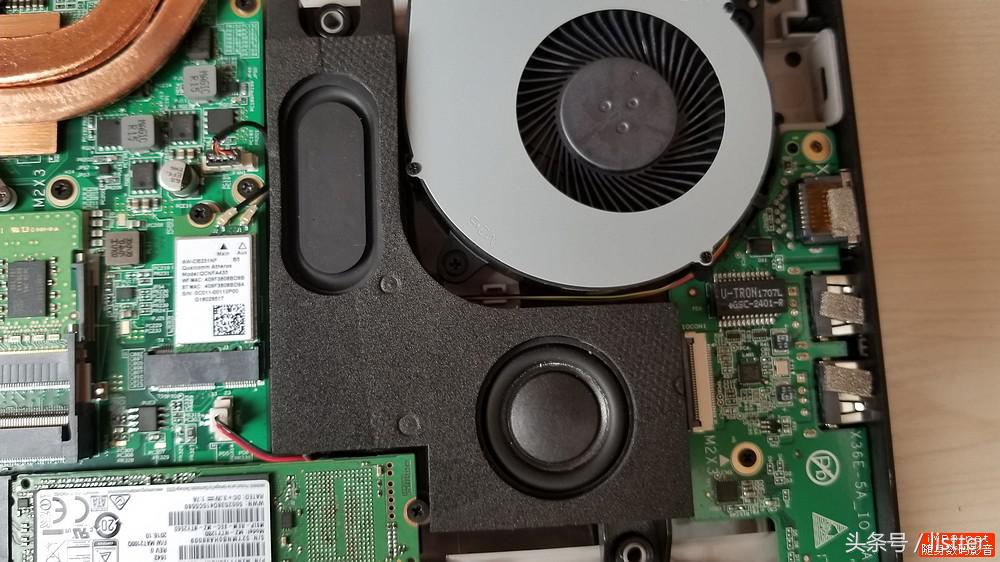 标配机械键盘的游戏本,自带机械键盘游戏本推荐