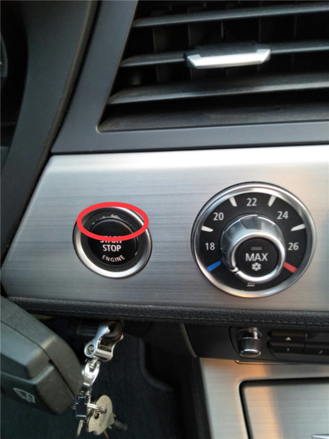 有面子的车可不只有宝马奔驰,在路上跑的宝马z4最新款