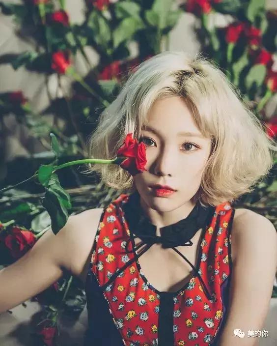 黄皮适合染什么颜色的发色显白,换发色耐看