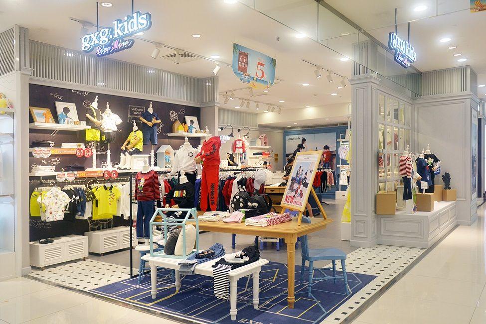 夏季旅游攻略中必不可少的装备,在南坪商都可以一站备齐