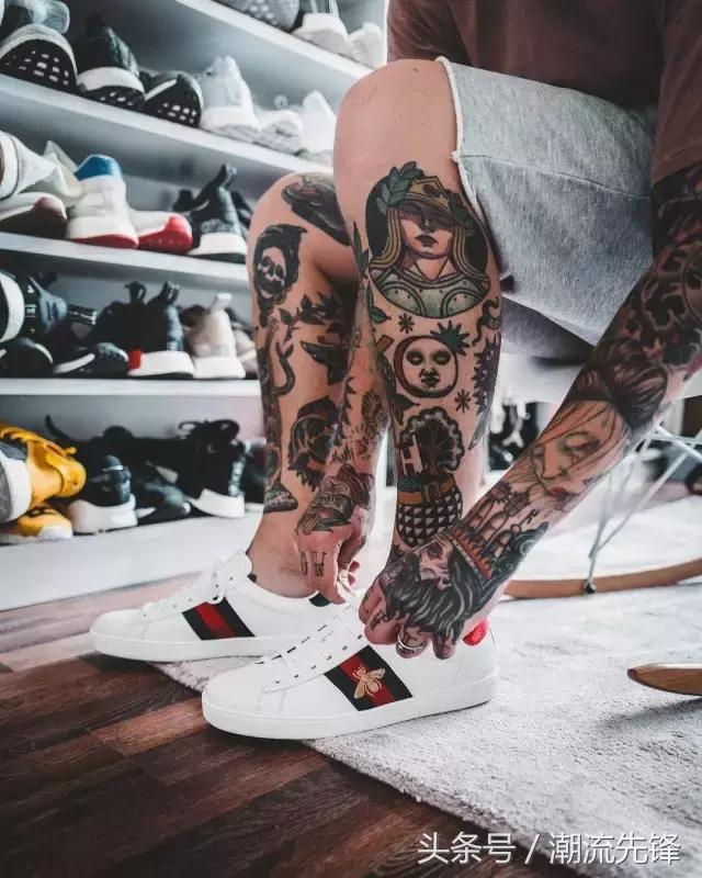 干掉一位鞋头很简单，你只需要踩脏他的球鞋！