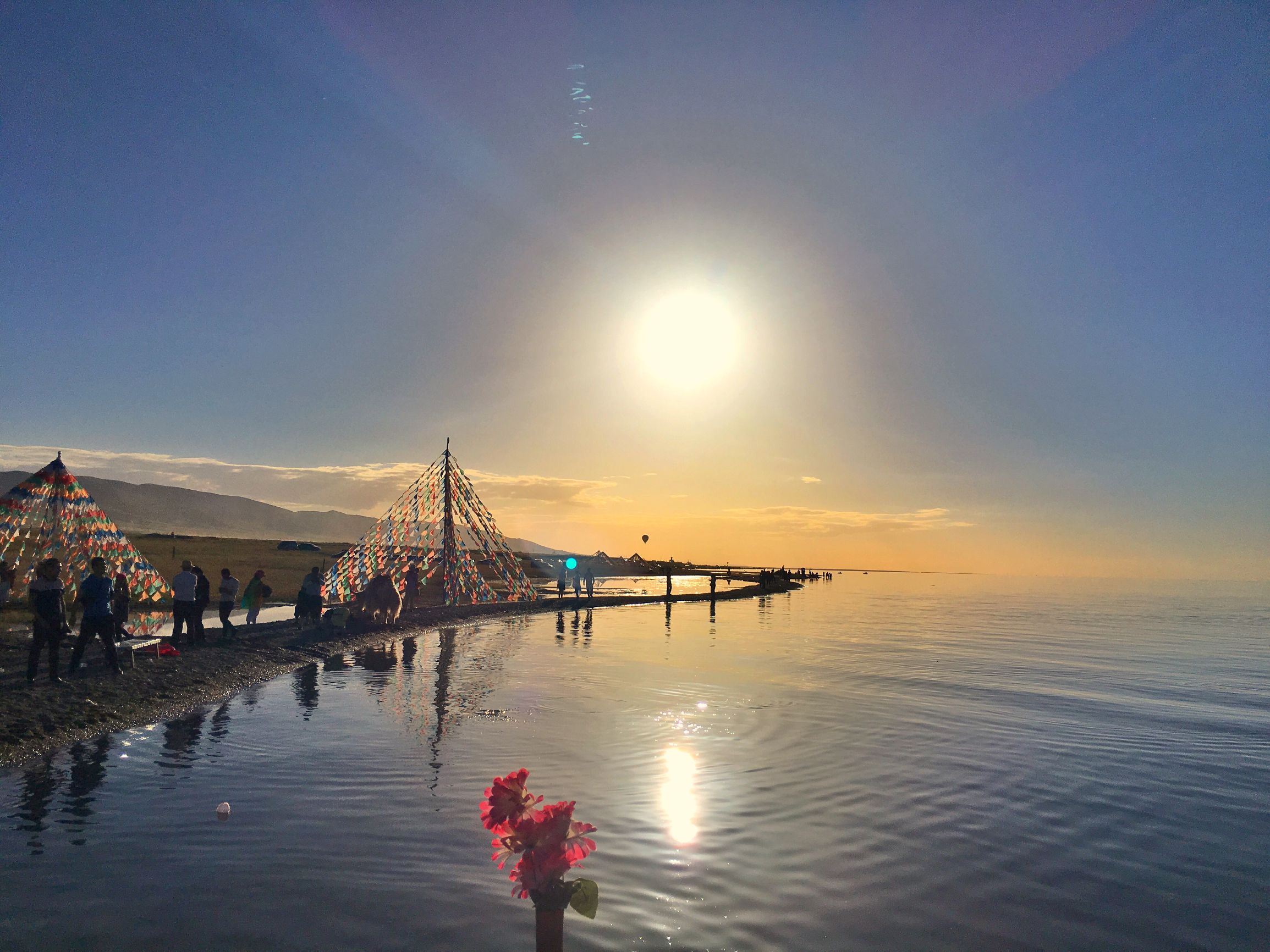 清晨的青海湖美景,静谧的青海湖