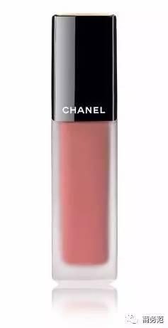 这个免税店大牌彩妆65折，手表买一送一，我可能逛了假机场