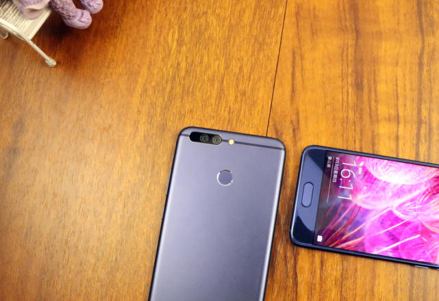 荣耀9与荣耀v9的比较,荣耀9和荣耀v9比拼