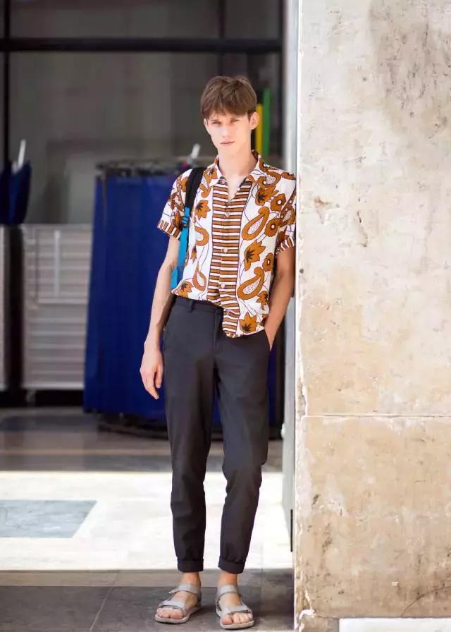 夏天最适合穿的拖鞋男,直男青年鞋子穿搭