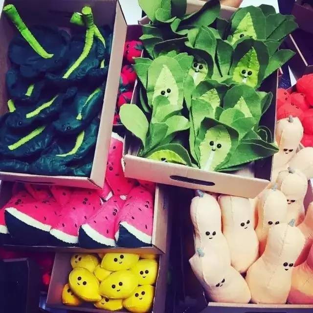 这家店9000件商品全是假货,人们却争相购买