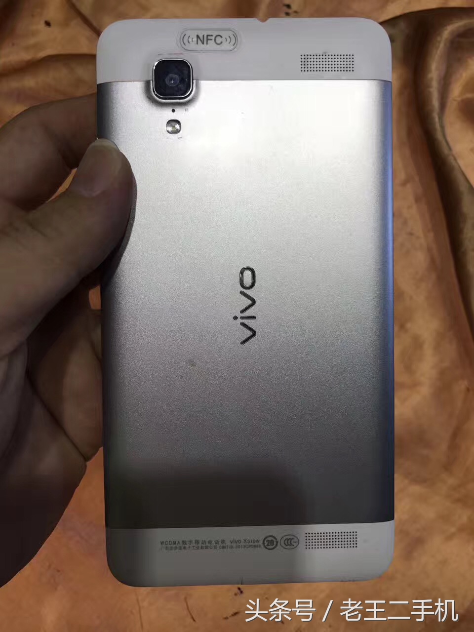 两三百的二手机能用吗,两三百块钱买什么二手机