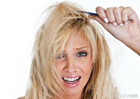 哺乳期掉头发多久才停止,怀孕和哺乳期都掉头发吗