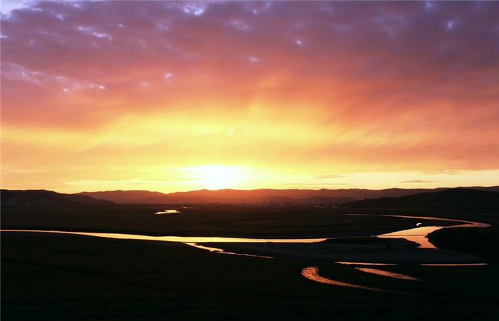 自驾游川西红原大草原,红原大草原月亮湾