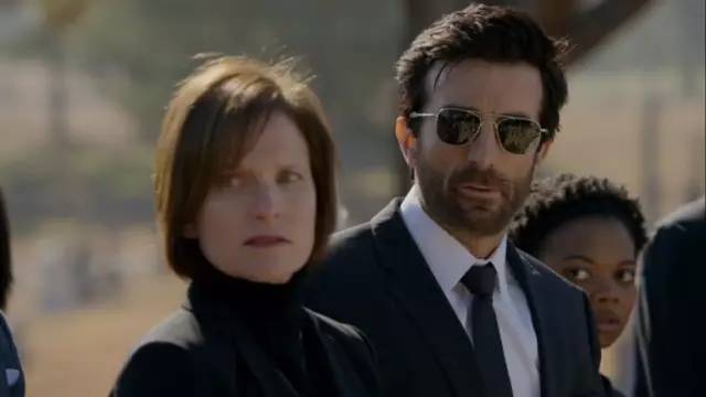 戴好太阳镜，就抓住了姑娘的心