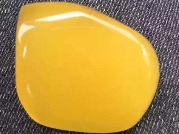 琥珀蜜蜡和仿品马丽散的区别,柯巴树脂和蜜蜡的区别