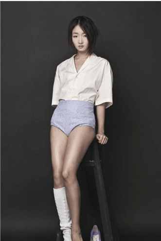 同样穿“尿不湿”短裤，周冬雨被吐槽，赵丽颖却被赞时尚