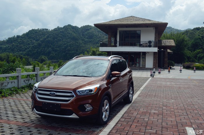 福特翼虎1.6两驱上路实测,新福特翼虎无尽之旅探索冬日秘境