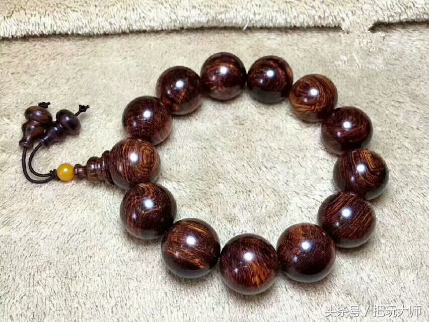 最贵的木质手串排行榜价格,十大顶级木手串排行价格