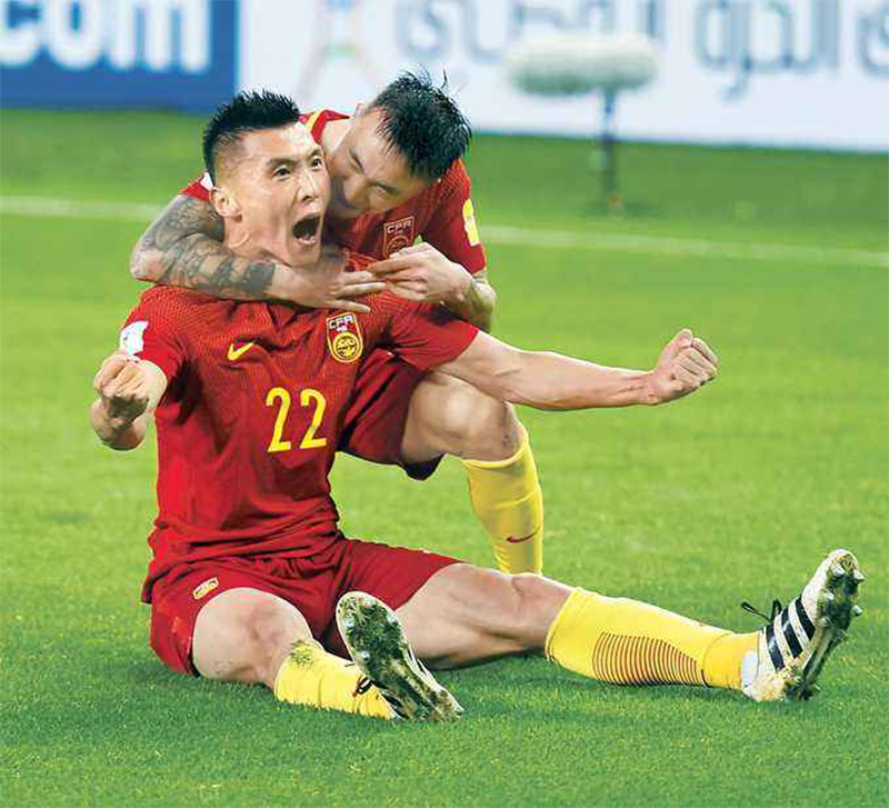 2单刀不进！韩国彻底放弃国足赢球幻想，伊朗开除2人放水明显！