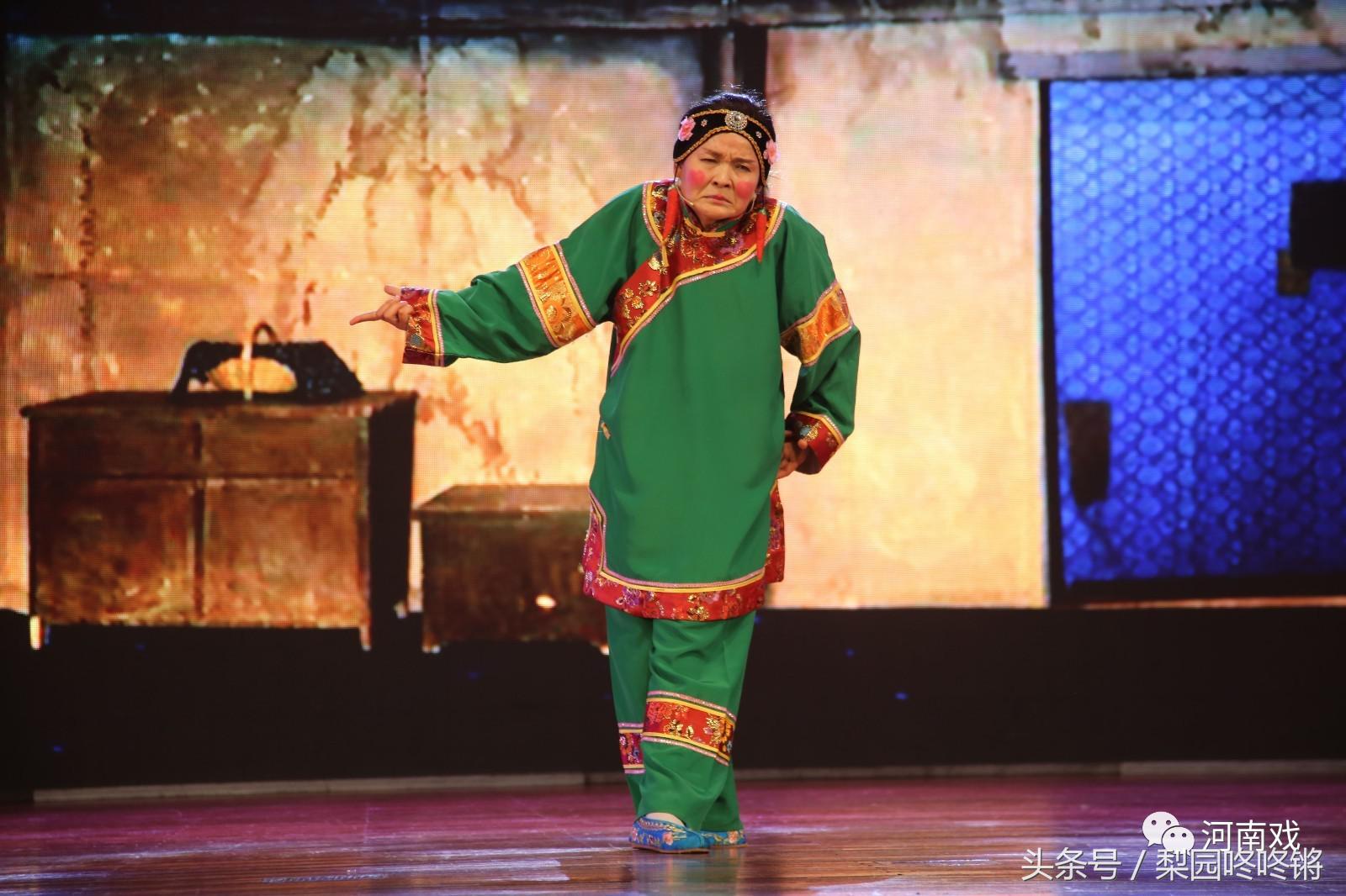 笑星张晓英戏曲小品全集,张晓英戏曲小品大全搞笑版