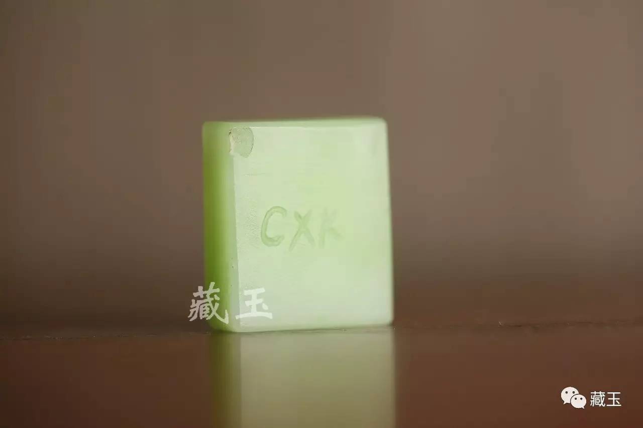 如何判断假翠青和田玉,精品翠青玉石造假