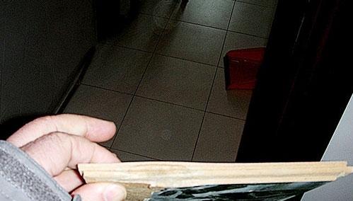 地板为什么会翘起来,地板为啥会翘边