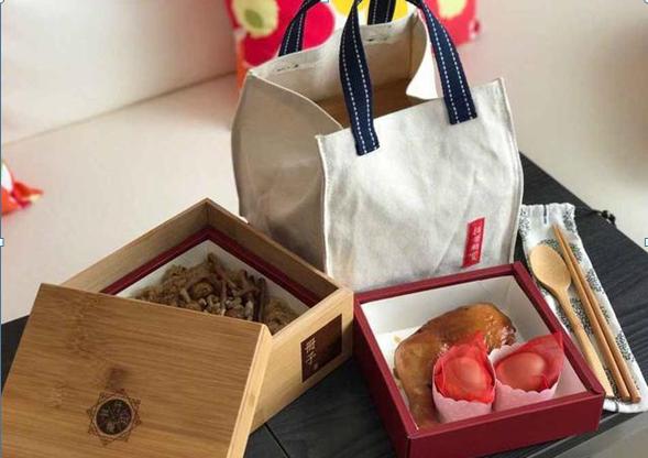 宝宝满月酒什么时候办,宝宝满月酒一般谁办