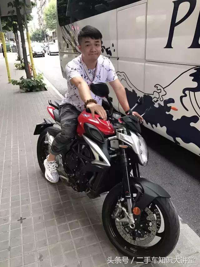 西班牙都喜欢开什么车,中国人在西班牙开什么车的多