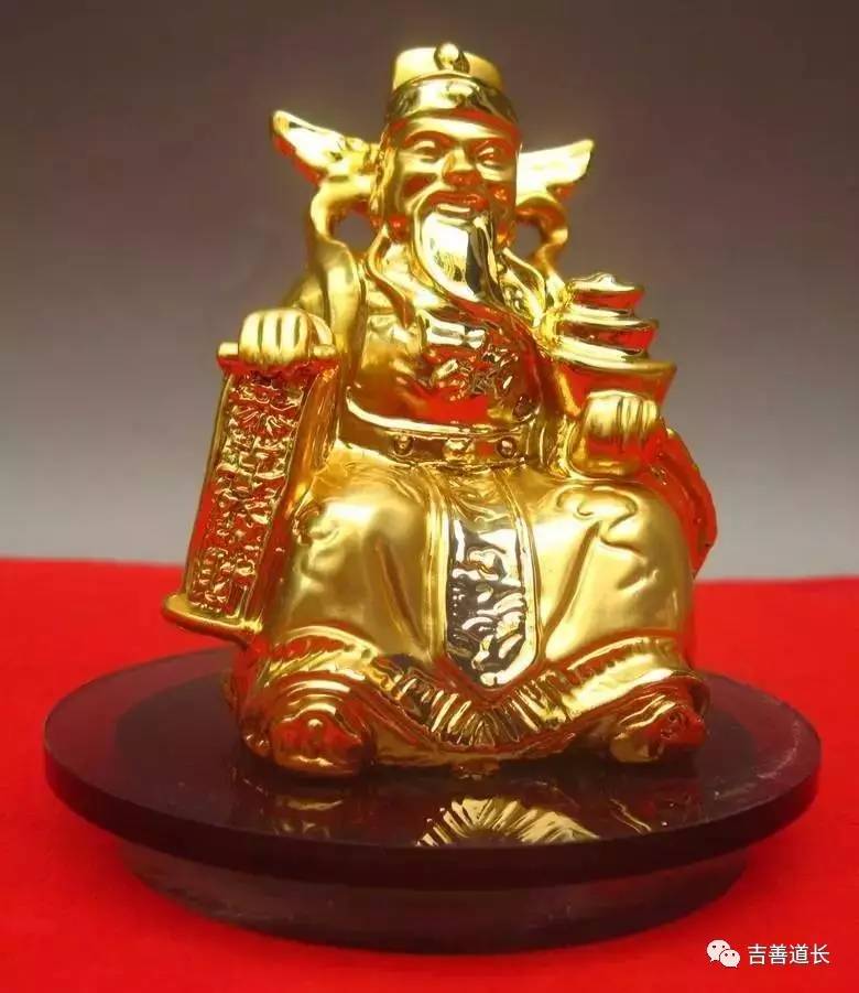 家里财神爷的摆放正确方向,观音和财神爷摆放禁忌