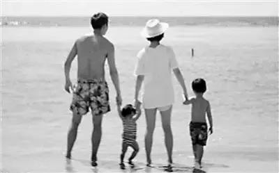 靳东二胎生了吗,靳东二胎香港