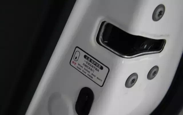 车辆油耗莫名增加,方向盘抖动,其实遇到这种情况自己就能解决!