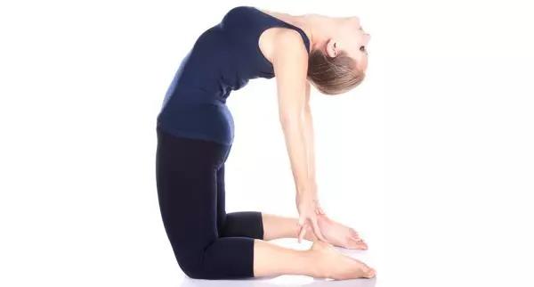 腹部松垮不紧致？让这7个体式拯救你