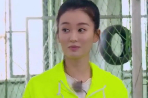 鹿晗乔欣打篮球,鹿晗玩萝卜蹲踢王勉