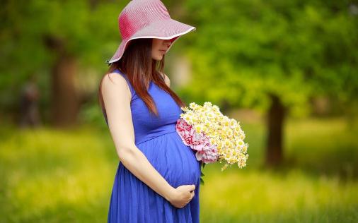 肚子突然凸起是怀孕了吗,刚生完孩子的产妇肚子长什么样