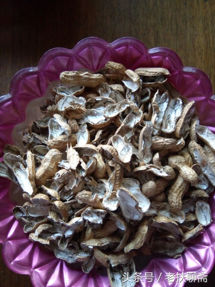 真实的故事:两个孙子因吃了奶奶放在饭桌上的花生,而引发身亡