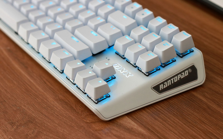 镭拓mxx机械键盘拆解,手感好炫酷的键盘