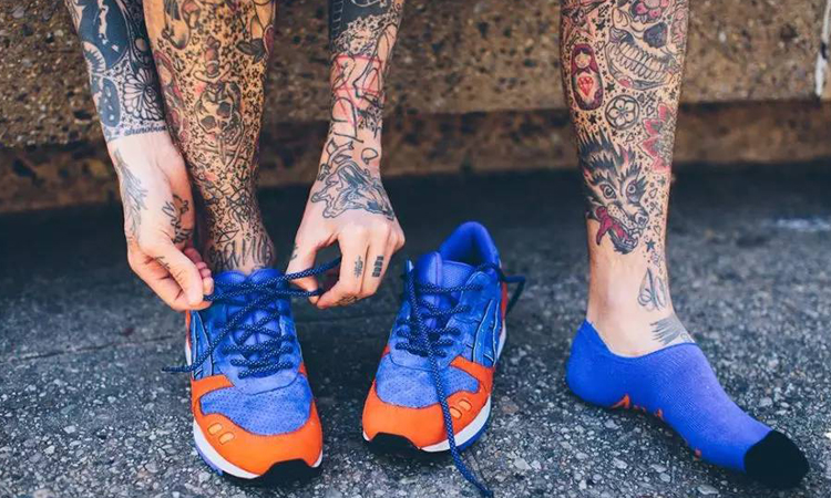 你喜欢的亚瑟士,是被一个鞋贩子带火的!