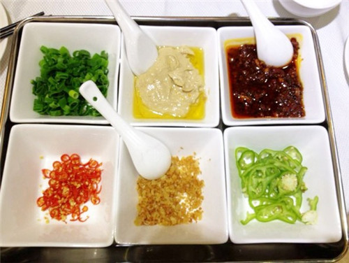 吃火锅配什么不会胖,怎么吃火锅不容易变胖