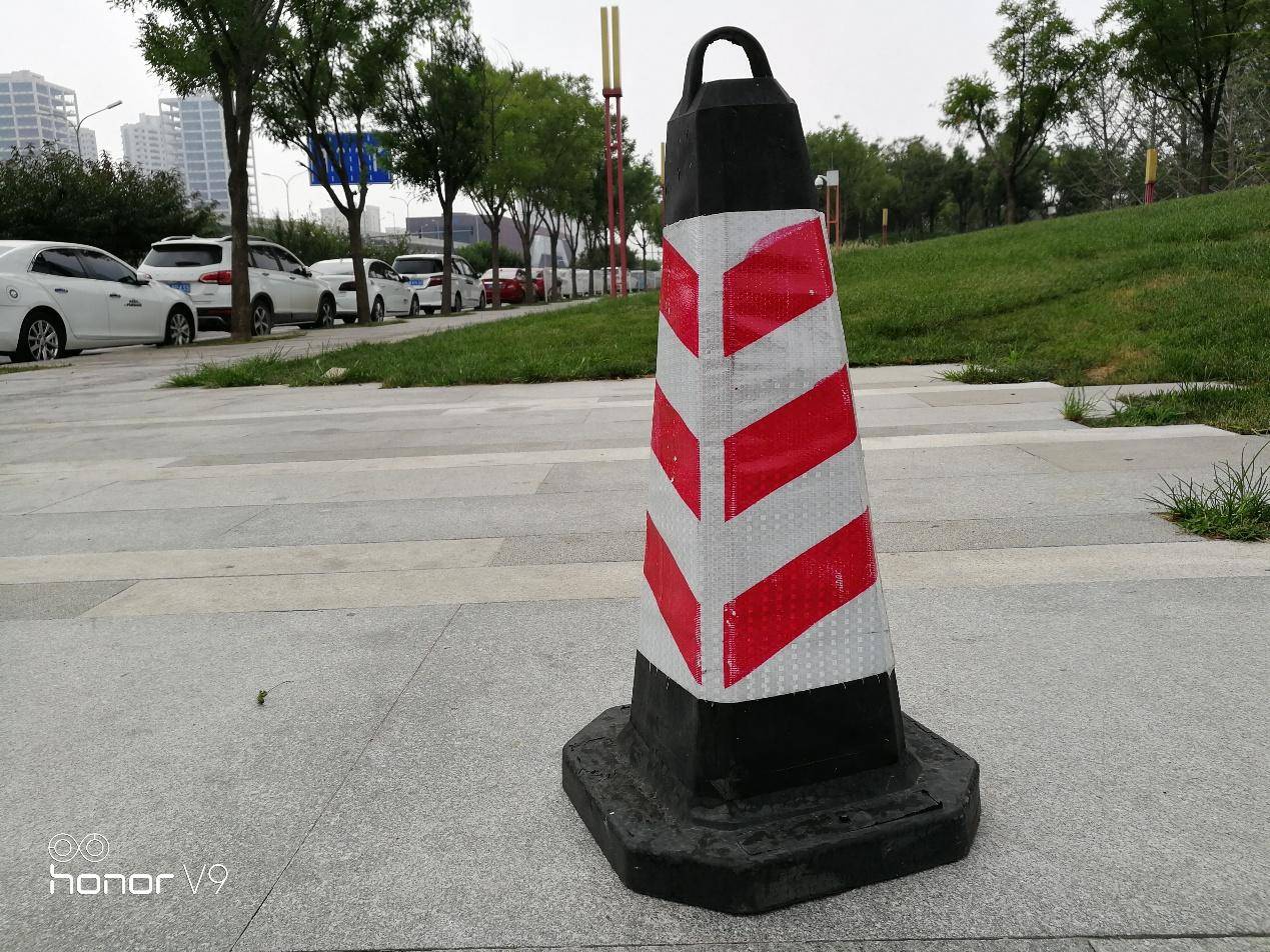 荣耀v9和荣耀9的性能有什么区别,荣耀9和荣耀v9哪个好值得买