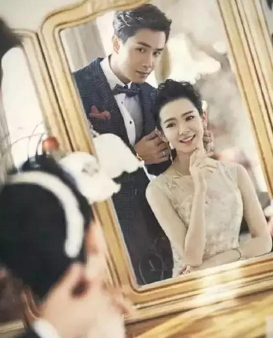 拍婚纱照感觉尴尬怎么办,拍婚纱照时尴尬动作