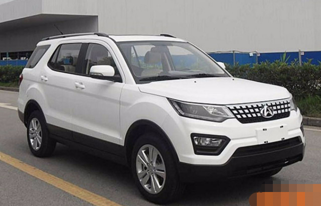 又一个面包换壳的SUV，长安的恶趣味或许连乡下人都看不上了