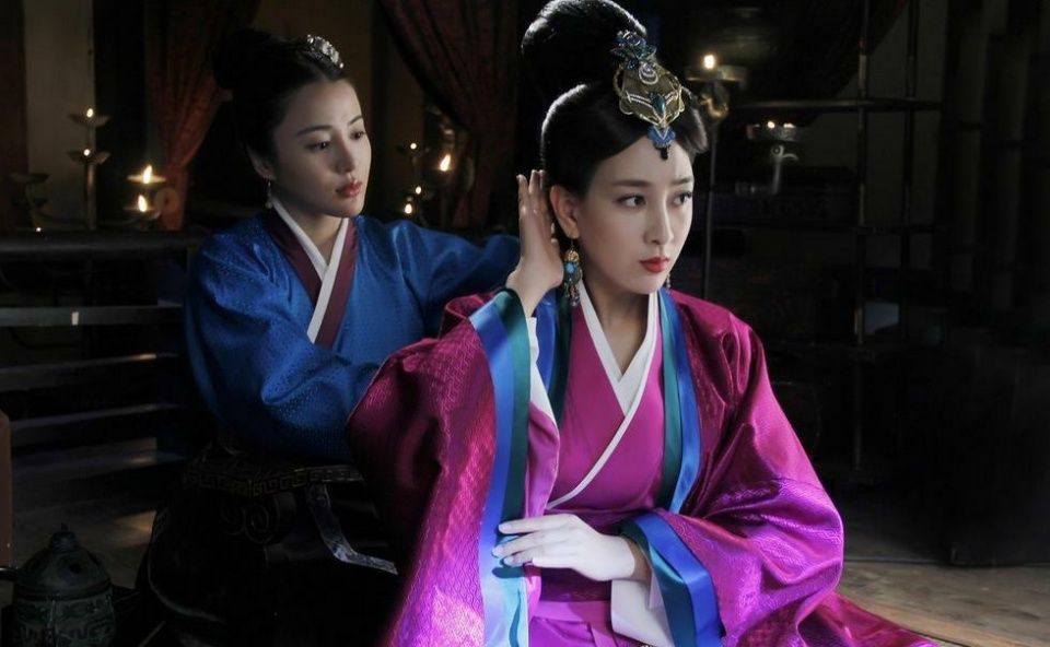 探秘《*瓶金**梅》中的“缅铃”的前世今生