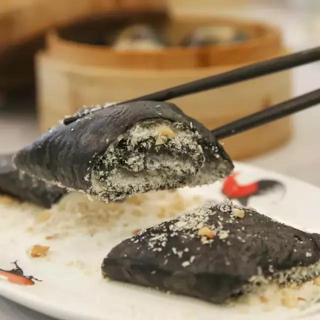 你广州的表妹来了,张嘴接一下