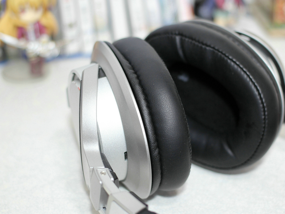 铁三角athsr9头戴式耳机,铁三角ath-twx95.2蓝牙耳机测评