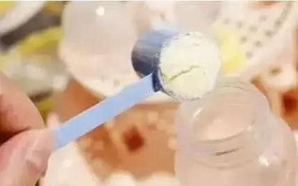 奶粉好难溶怎么回事,一段奶粉不易溶解是什么问题