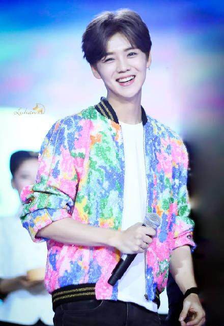 鹿晗是个怎样的人,鹿晗是什么类型的帅哥