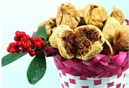 每个果子里都藏着一只蜜蜂！你认识这种无所不能的“神物”吗