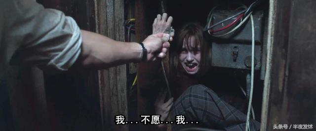 图解电影《招魂2》｜恶鬼折磨萝莉的一百种方法，被吓到漏尿