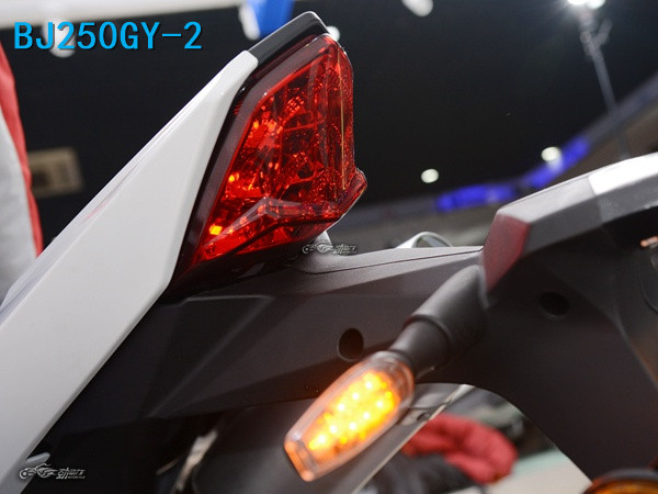 消费对比:18800元,国产滑胎车该选谁?