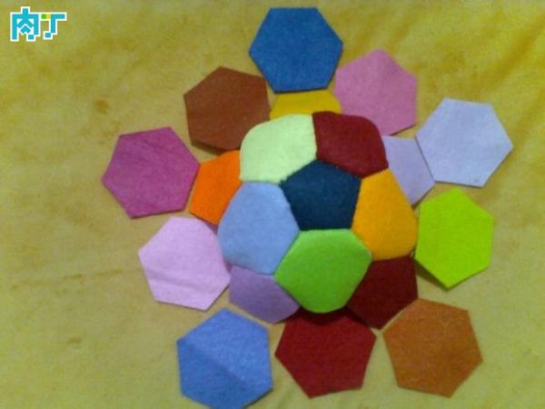 不织布足球的做法图片,不织布做足球视频教程